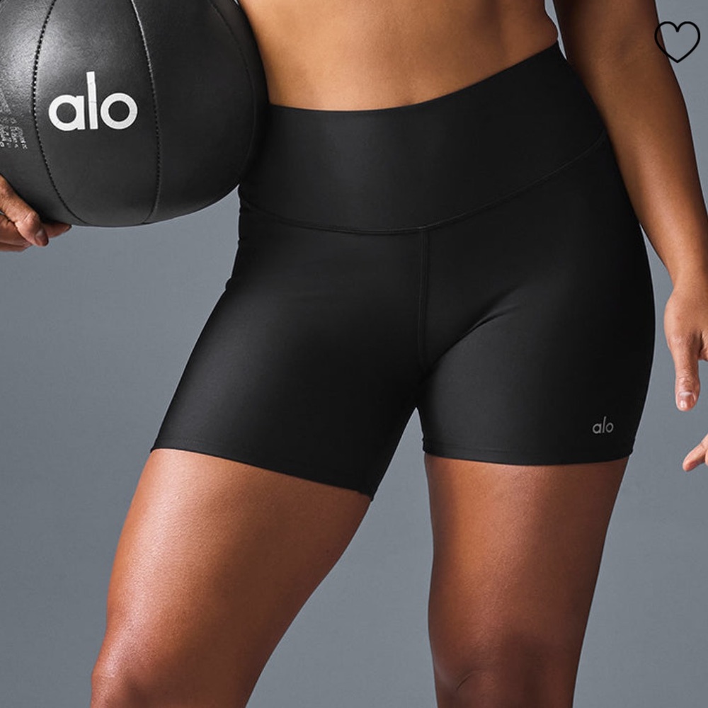 ALO 5” airlift shorts